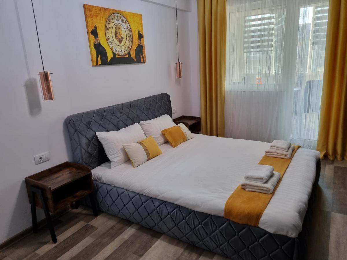 Luxury Apartments Bacău エクステリア 写真