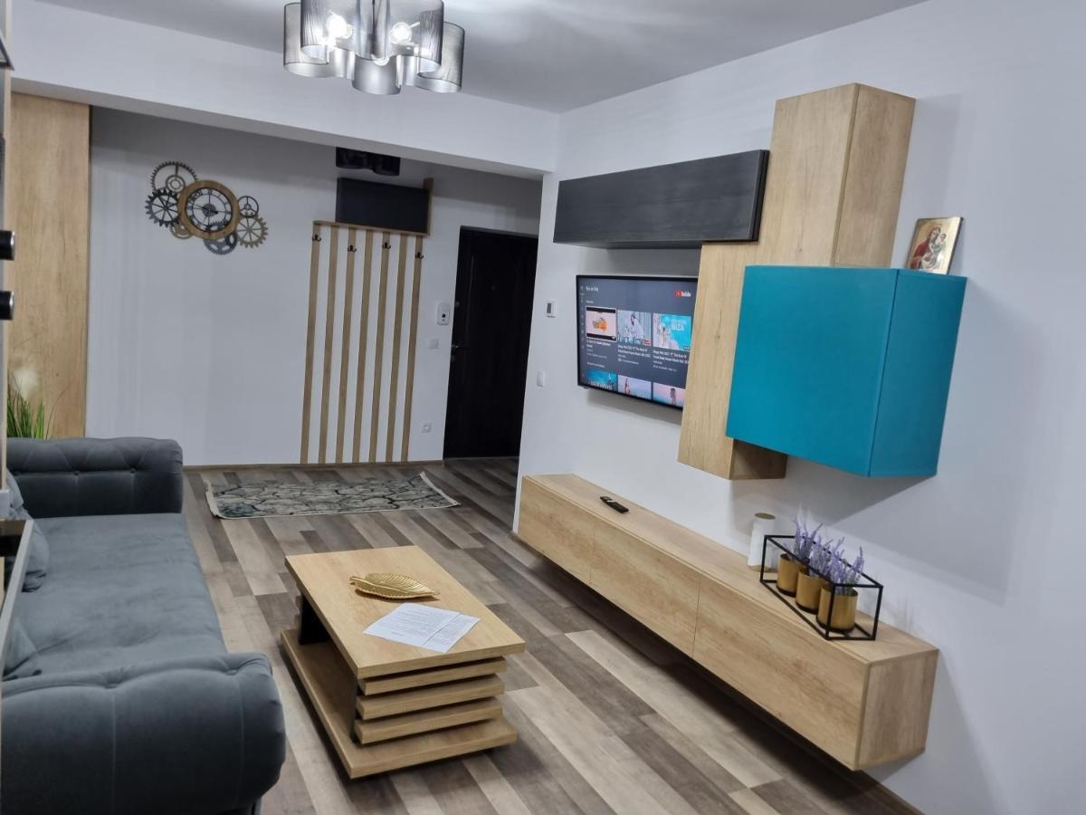 Luxury Apartments Bacău エクステリア 写真
