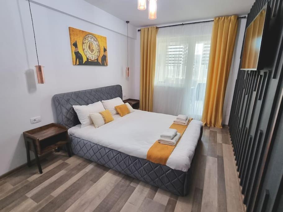 Luxury Apartments Bacău エクステリア 写真